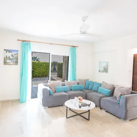 Feriehus Geraeumige Und Private Ferienvilla Mit Eigenem Pool *